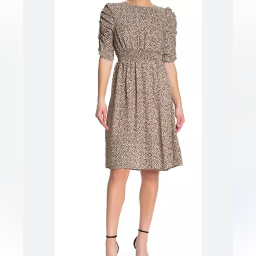 Bobeau xl leopard print dress with ruched waistband and tan slip under skirt